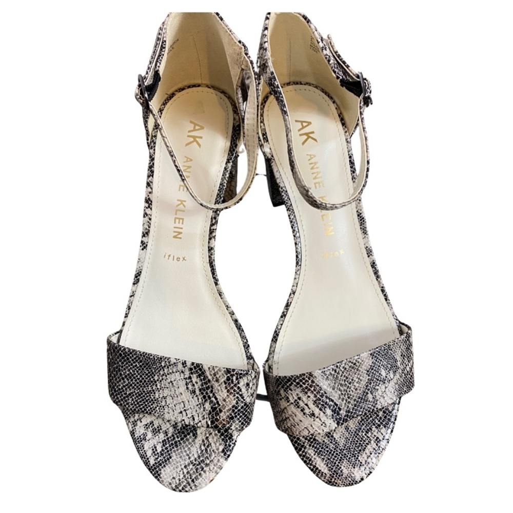 Anne Klein Black and Cream Snakeskin Heels with Block Heel - Stylish & Comfy!!